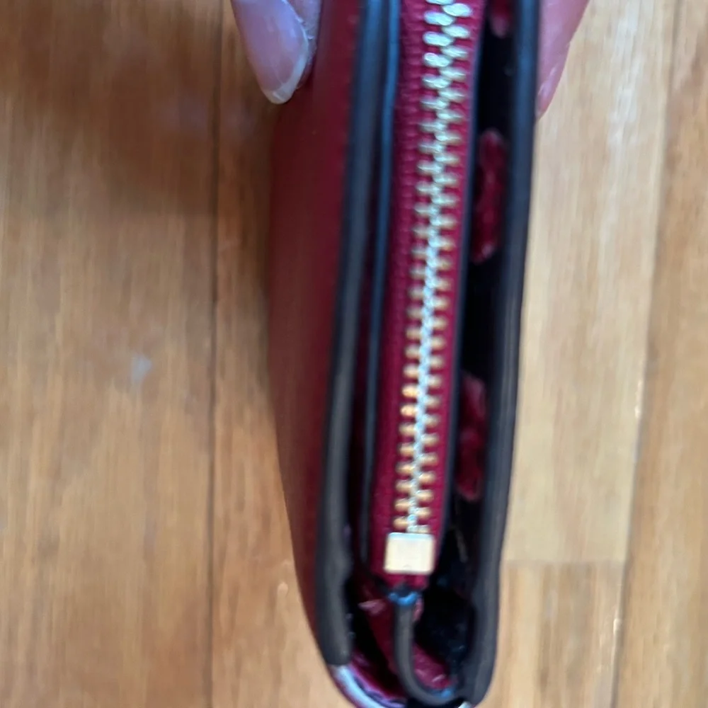 Kate Spade Red Wallet Chic and Functional NWOT - Picture 6 of 10